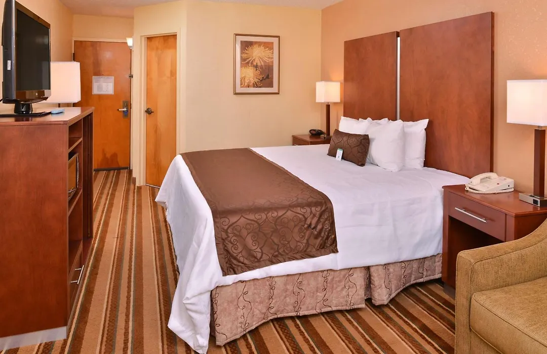 Best Western Plus Richmond-1